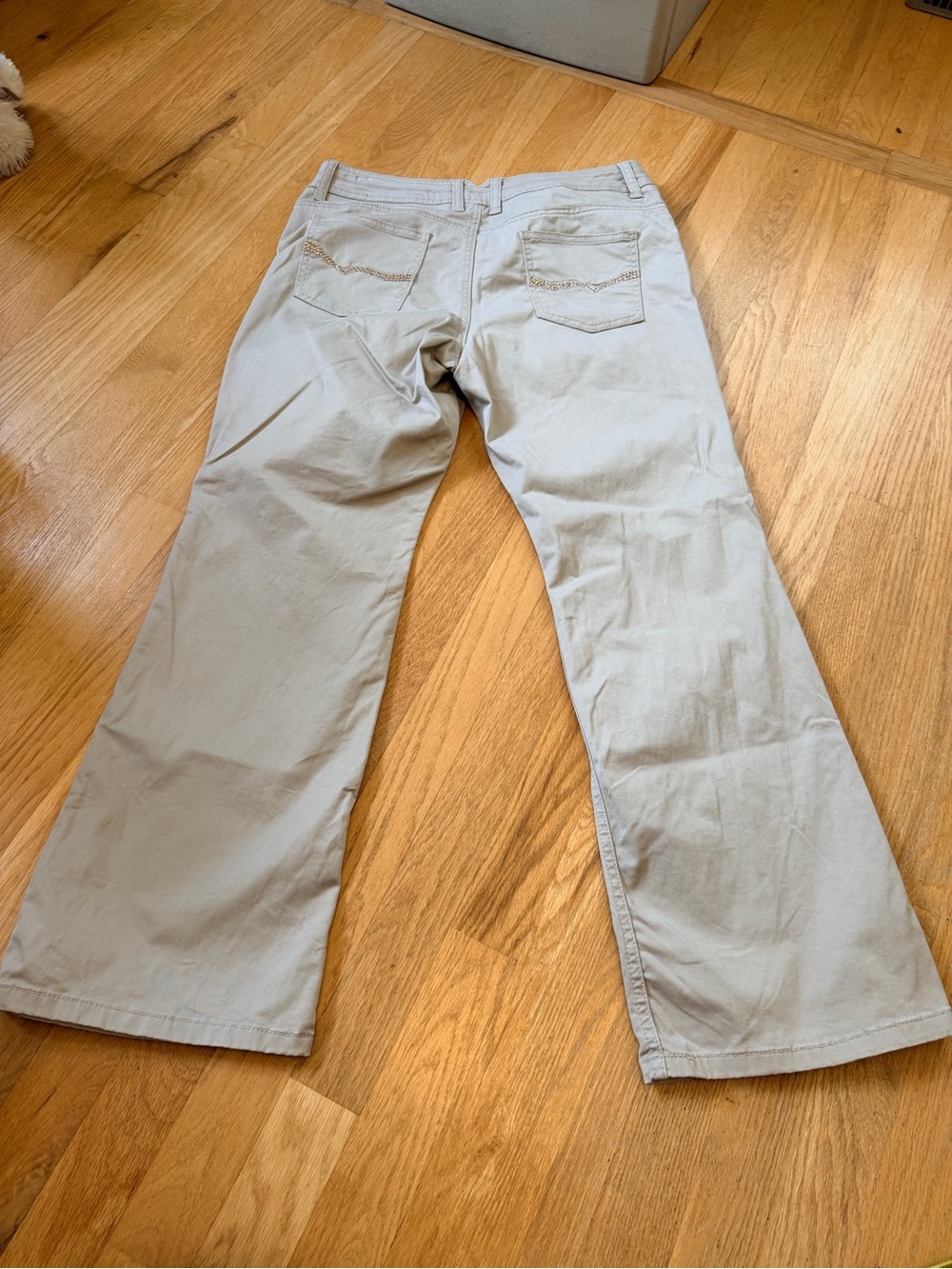 Ladies Size 1.5 Short "Chico's" Light Beige Chinos - Flared Leg GUC - Picture 7 of 7